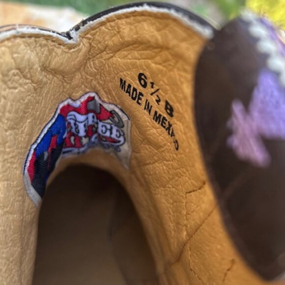 YIPPEE KIYAY Old Gringo Alexa 8” Distressed Leather Boots - Picture 9 of 16